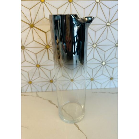 Vintage Silver Fade Martini Pitcher – 10.5” Tall Mid-Century Modern Barware - Picture 3 of 5